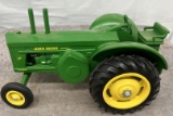 1/16 John Deere 80 diesel tractor, repaint, no box
