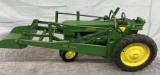 1/16 John Deere 2 Cylinder tractor with loader, no box