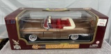 1/18 1958 Cadillac Eldorado Biarritz, Road Legends, box has wear