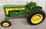 1/16 John Deere tractor, metal rims, repaint, no box