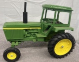 1/16 John Deere 4440 tractor, repaint, no box