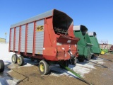 344. 239-322, H&S 501 16 FT. Forage Box on JD 1275 Tandem Axle Wagon, Ext.