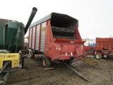 453 360-811 H&S 7+4 14' Forage Box, on H&S 10 Ton 4 Wheel Wagon, 12.5L-15.5 Tires, Ext. Pole