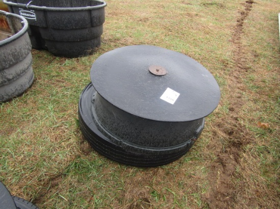 1728. Poly Mineral Feeder on Rubber Truck Tire
