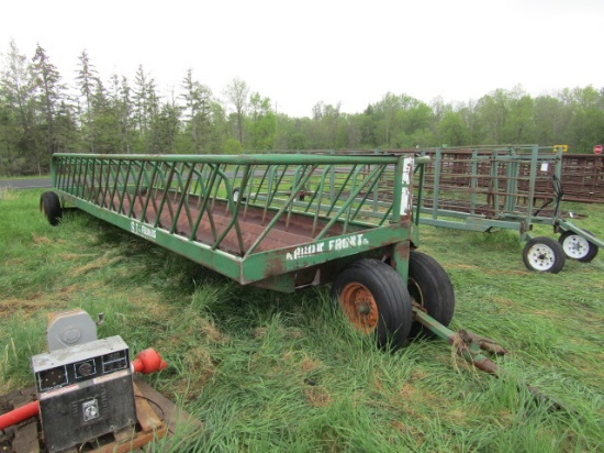 1891. SI 30 FT. Tricycle Front Bunk Feeder Wagon