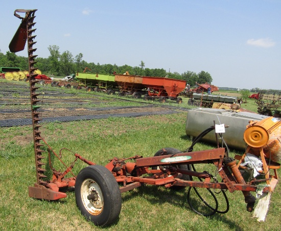 942. New Idea # 252 Trailer Type Sickle Mower