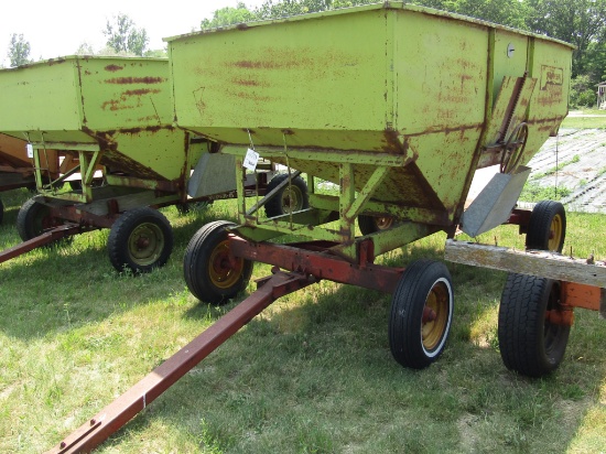 954. Parker 170 Bushel +/- Gravity Box on MN 6 Ton Wagon