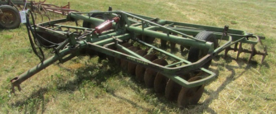 649. John Deere AW 13 FT. Tandem Disc with Hydraulic Cylinder