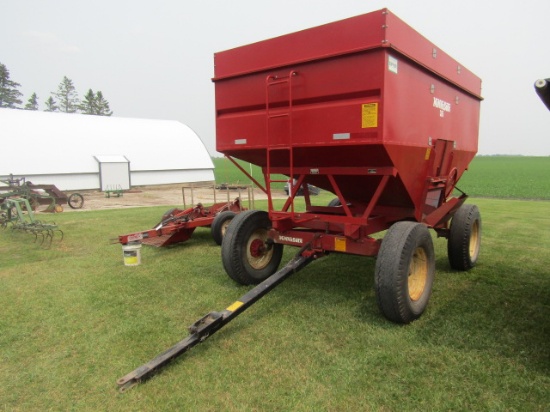 763. Minnesota Model 365 Gravity Box with Extensions on MN 12 Ton Four Whee