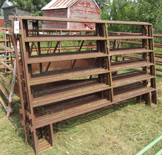 320. (10) 93 Inch Loong X 5 FT. High Interlocking Corral Panels