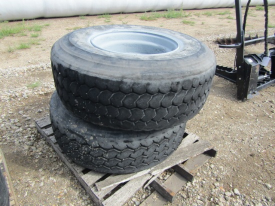 895. (2) 425/65R/22.5 Tires on 10 Hole Rims, Sold Individually, Your Bid X