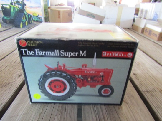 55. 286-565. 1/16 FARMALL SUPER M, PRECISION # 8, T