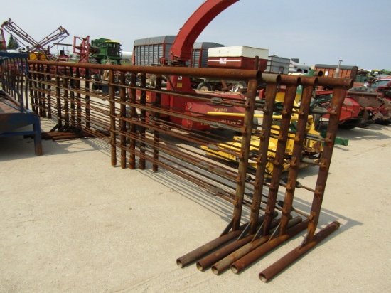 454. 470-1347. (5) 24 FT. FREE STANDING CATTLE PANELS, SOLD INDIVIDUALLY, Y