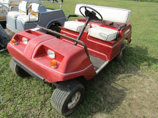 18. AMERICAN CONTINENTAL ELECTRIC GOLF CART, MADE IN LAKE LILLIAN, CHARGER, NO BATTERIES