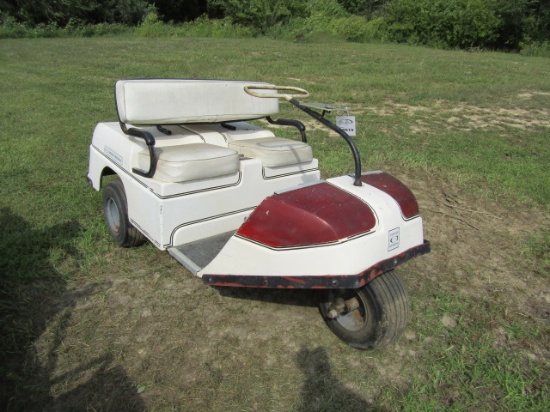 19. AMERICAN CONTINENTAL 3 WHEEL ELECTRIC GOLF, CHARGER, OLDER BATTERIES, MADE IN LAKE LILLIAN