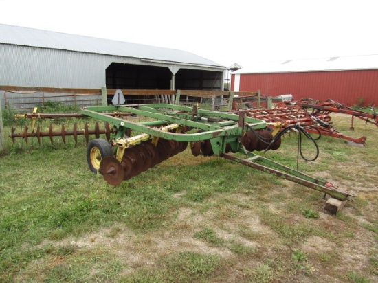 281. JOHN DEERE MODEL 210 – 16 FT. TANDEM WHEEL CARRY DISC, DUAL WHEELS