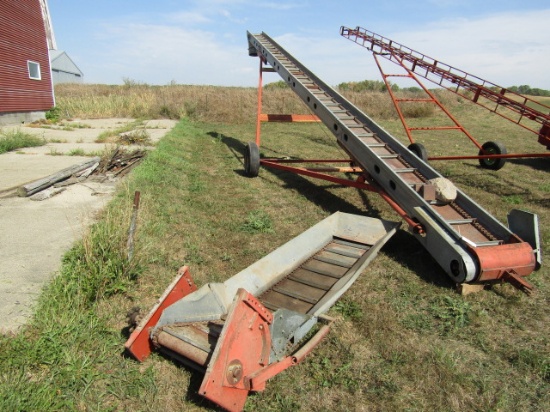 373. NEW IDEA 40 FT. PTO CROP ELEVATOR WITH TRUCK HOPPER