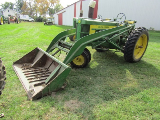 # 960. 1957 John Deere 620, Gas, NF, Roll-O-Matic, Power Steering, 13.6-38