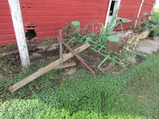 # 979. John Deere 2 Row Horse Drawn Corn Planter, Mansure & Deer Cast Iron