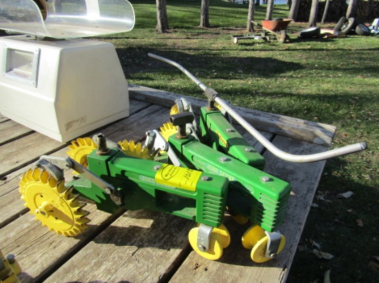 1010. (3) WATER DRIVEN TRACTOR STYLE LAWN SPRINKLERS