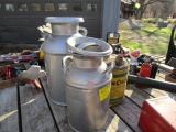 1019. TWIN CYLINDER OIL CAN, 5 GAL. AND 10 GALLON CREAM CANS