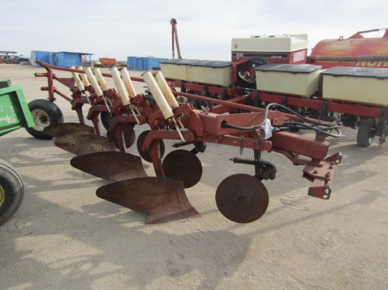 1810. 279-504, IH 720 4 X 18 AR SEMI MOUNT PLOW, COULTERS, TAX / SIGN ST3