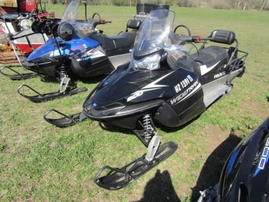 11. 2015 POLARIS 600 WIDE TRAK LX, REAR CARRIER, JIFFY GAS ICE AUGER, HI-LO