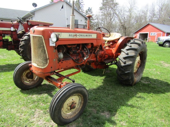 154. ALLIS CHALMERS MODEL D-17 GAS TRACTOR, WIDE FRONT, GOOD 16.9 X 28 INCH