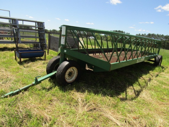 208. SI 20 FT. TRICYCLE FRONT BUNK FEEDER WAGON