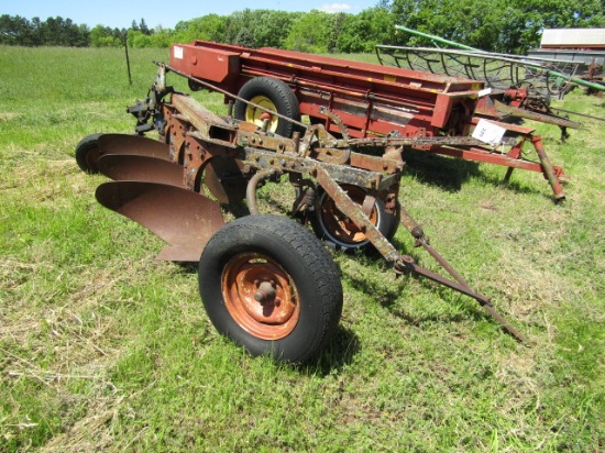 225. IH # 50 3 X 16 TRIP BEAM PLOW, SUPER CHIEF BOTTOMS