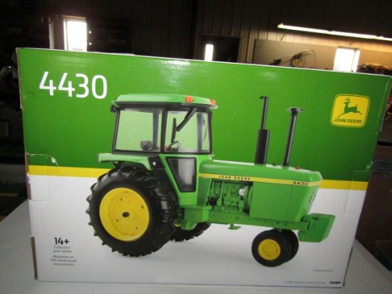468. 324-1156. ERTL 1/16 TWO CYLINDER CLUB JOHN DEERE 4430 W/ CAB, NIB, TAX