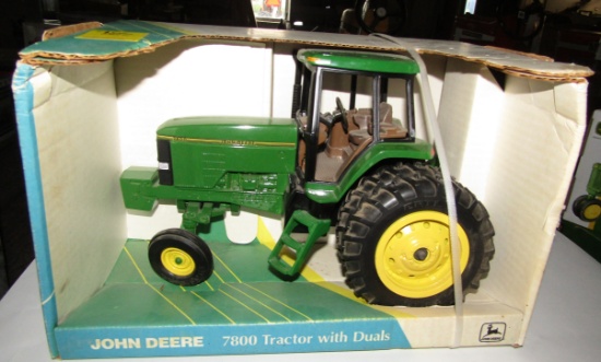 485. 324-1139. 1/16 ERTL COLLECTOR EDITION JD 7800, TAX, NIB