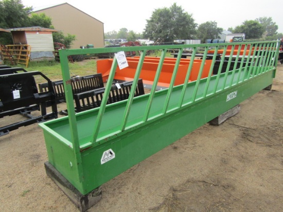 1001. 371-1016, 20 FT. STEEL FENCELINE FEED BUN, LIKE NEW, TAX
