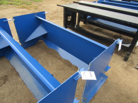 1071. 435-1268. UNUSED 68 INCH SKID LOADER SNOW PUSHER, TAX