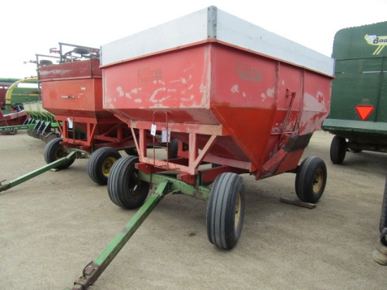 887. 324-750, KILLBROS GRAVITY BOS WITH WOOD EXTENSIONS ON JD 4 WHEEL WAGON