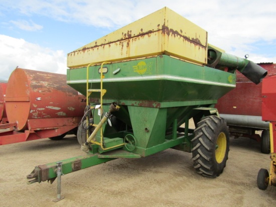 935. 373-948. EZ FLOW 475 GRAIN CART, NEW 18. 4 X 26 TIRES, REBUILT GEAR BOX, TAX / SIGN ST3