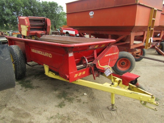 977 436-1177 NH 329 SINGLE AXLE MANURE SPREADER, NEW FLOOR, REPAINT, TAX / SIGN ST3