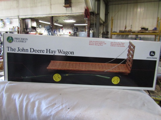 915. 1/16 ERTL JD WAGON AND FLAT RACK, PRECISION # 19, NIB