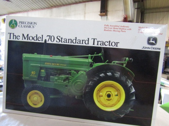 918. 1/16 ERTL JD 70, PRECISION # 23, NIB