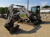 340. 2015 MELROE MODEL E-42 MINI EXCAVATOR, CAB, AC, HEAT, 36” SMOOTH BUCKE