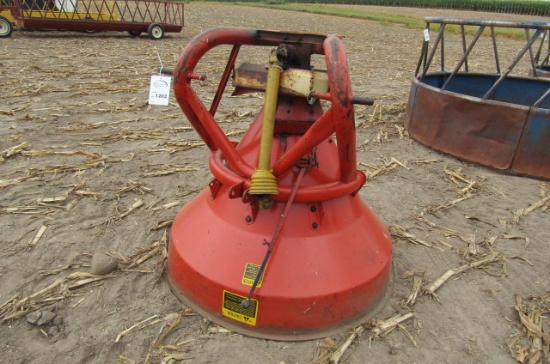 1202. 3 POINT FERTILIZER OR SEED SPREADER