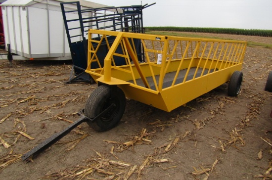 1211. GRUETTS 16 FT. TRYCYLE FRONT BUNK FEEDER WAGON