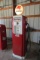 971. WAYNE MODEL 70C GAS PUMP, LIGHTED REGULAR-ETHYL GRAPHICS ,  FLOW METER