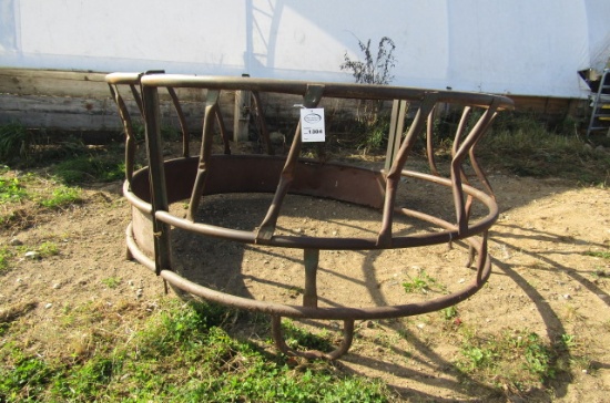 1304. ROUND BALE FEEDEER