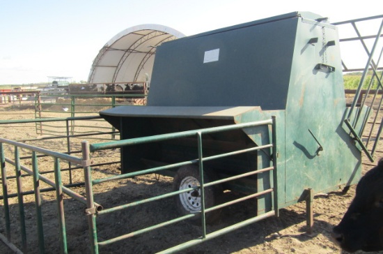 1308. VERNS APPROX. 2 TON PORTABLE CREEP FEEDER WITH TIP DOWN CREEPS