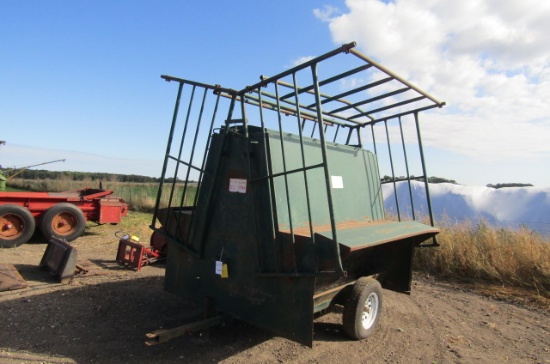 1309. VERNS APPROX. 2 TON PORTABLE CREEP FEEDER WITH TIP DOWN CREEPS