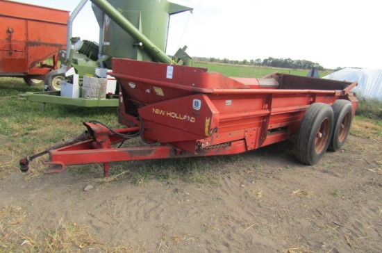 1315. NEW HOLLAND MODEL 185 TANDEM AXLE MANURE SPREADER, HYDRAULIC END GATE