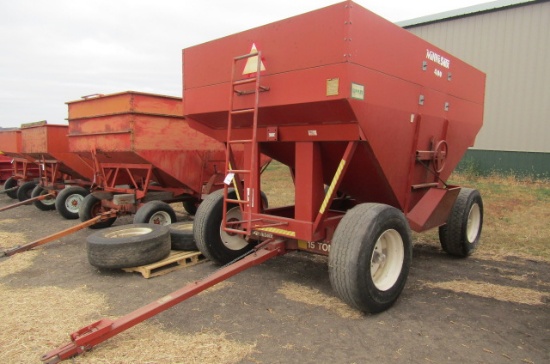 1358. MINNESOTA 400 BUSHEL GRAVITY BOX ON MN HD FOUR WHEEL WAGON, 385/65R/2