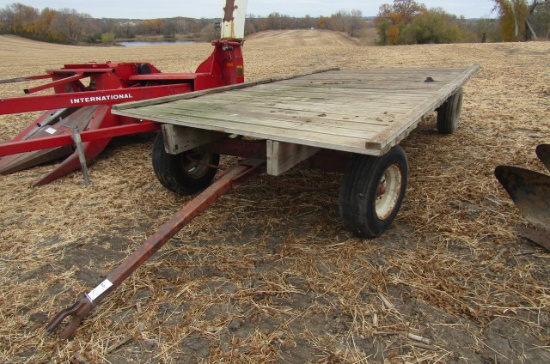 1376. 8 FT. X 16 FT. WOODEN FLAT RACK ON ELECTRIC 5026 FOUR WHEEL WAGON, ST