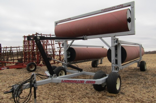 1379. LAND ROLLER BY FABWURX MODEL 4536 (45 FT. 36 INCH DRUM) LAND ROLLER,